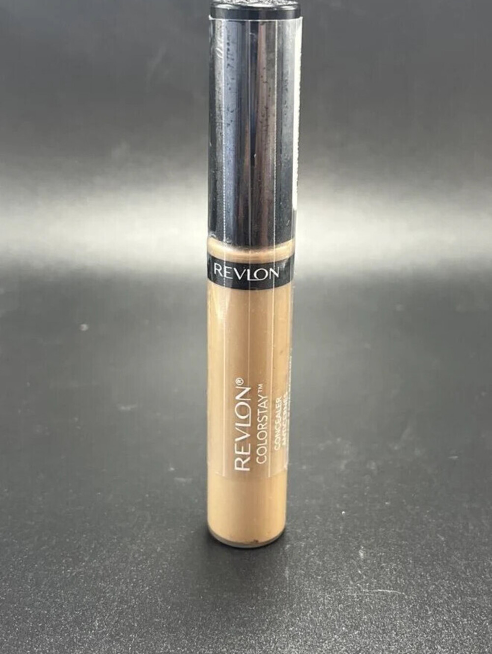 NEW Revlon ColorStay 050 Medium Deep Concealer Longwearing Full Coverage